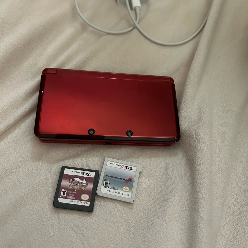 Nintendo 3DS flame red with video games